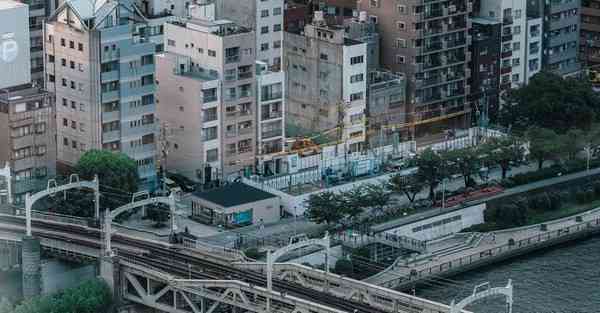 女人左右眼跳测吉凶大全